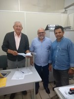 Presidente da Câmara Municipal, Assina Contrato com a Funcern para realização do Concurso Publico.